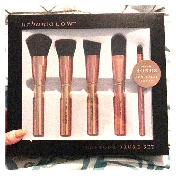 Other - NEW!! Contour Brush set (rose gold)